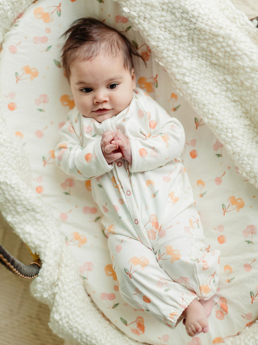 Bassinet Sheet - Cherry Picking