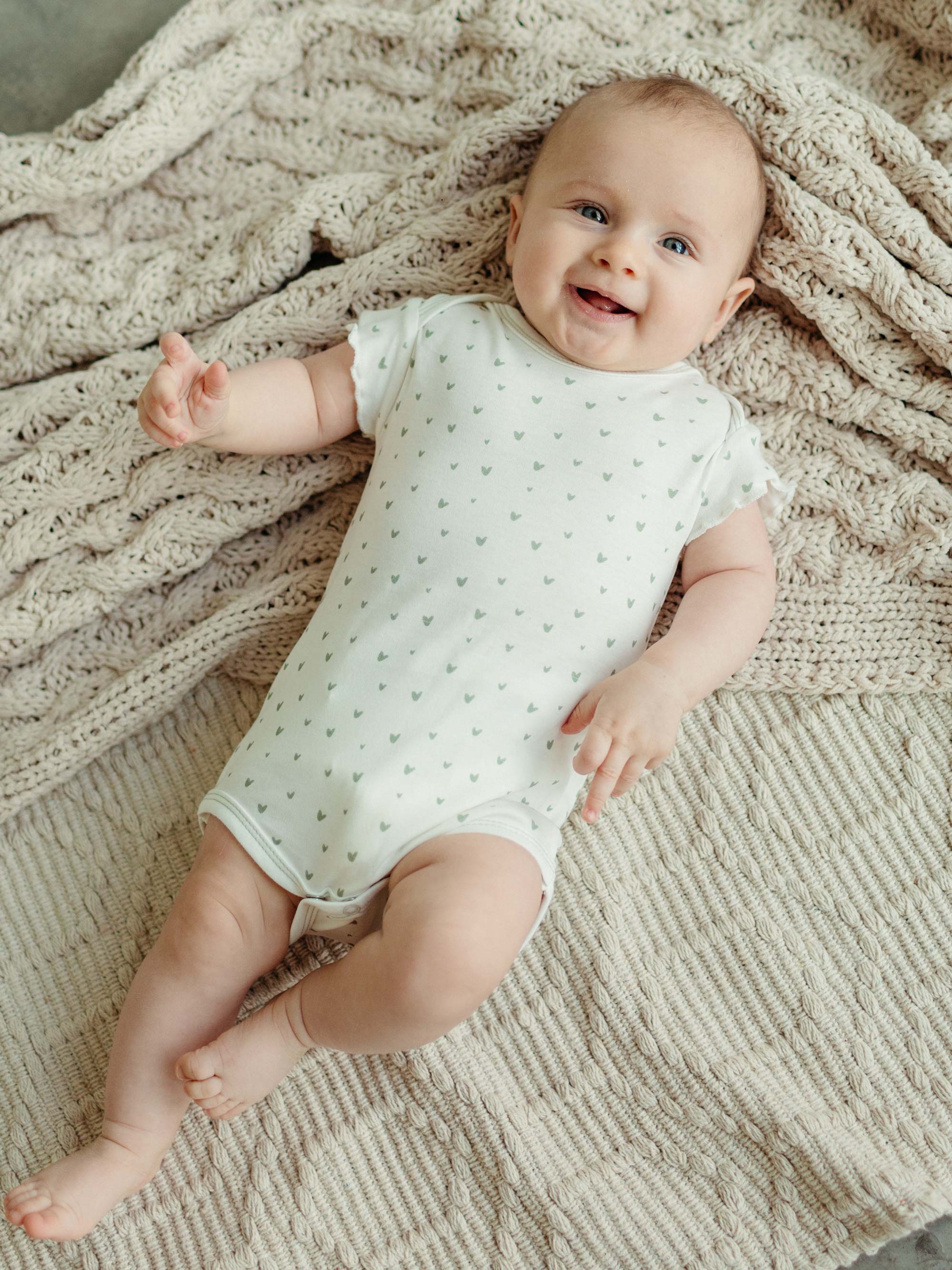 Onesie/Bodysuit - Flutter Sleeves - Sage Hearts