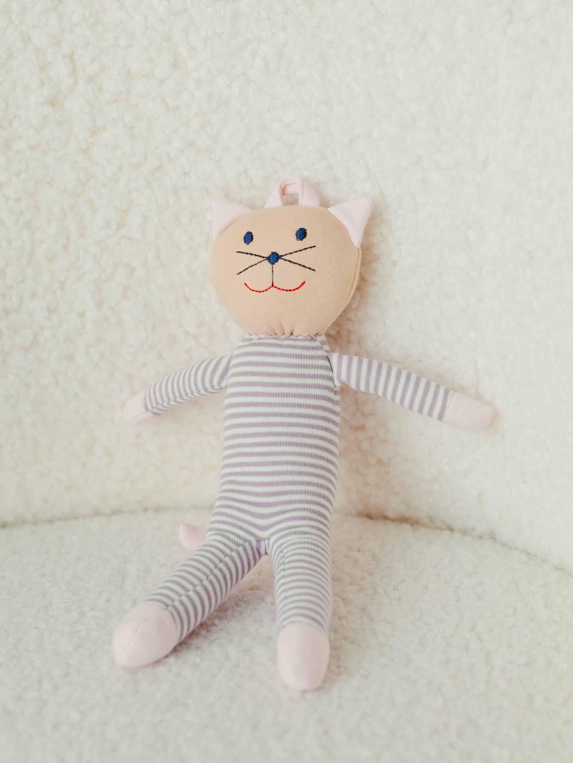 Scrappy Cat - Assorted Colors